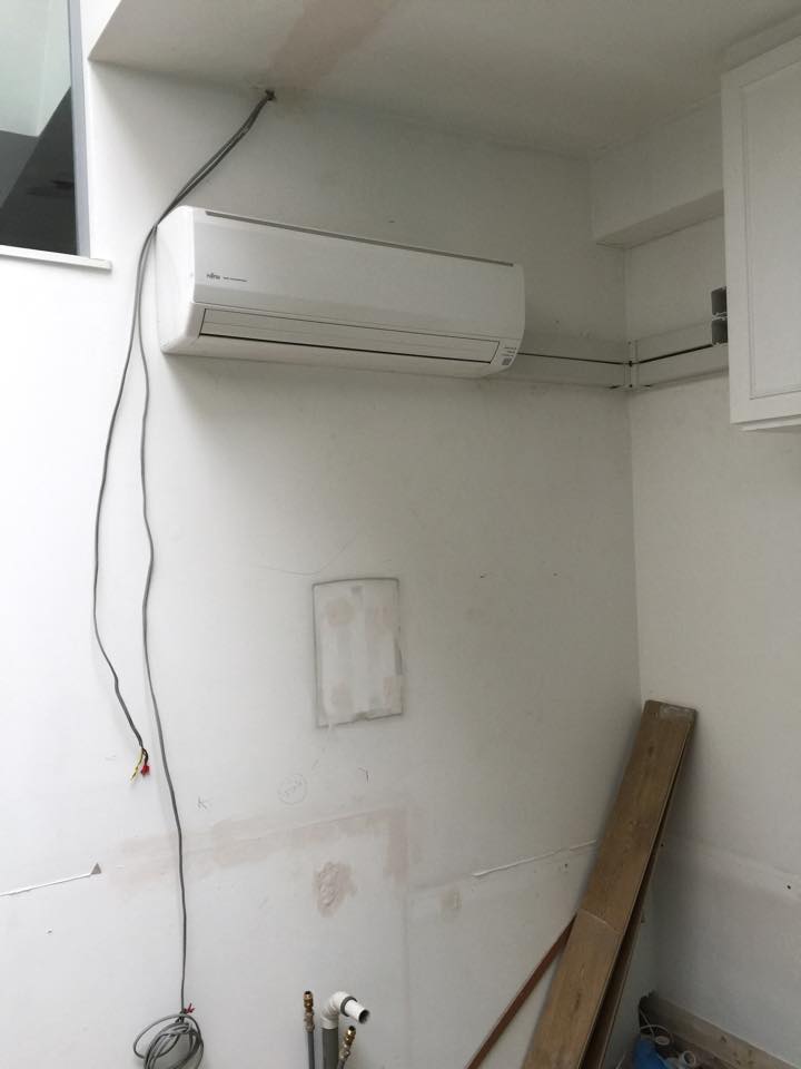 Air Conditioning In A Surgery Building In New Kings Road, Chelsea
